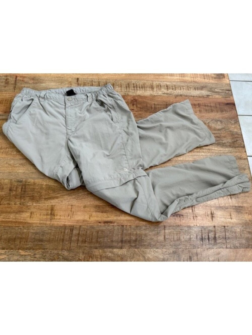 The North Face Convertible Zip Off Pants Hiking Outdoors Tan Beige Khaki Medium